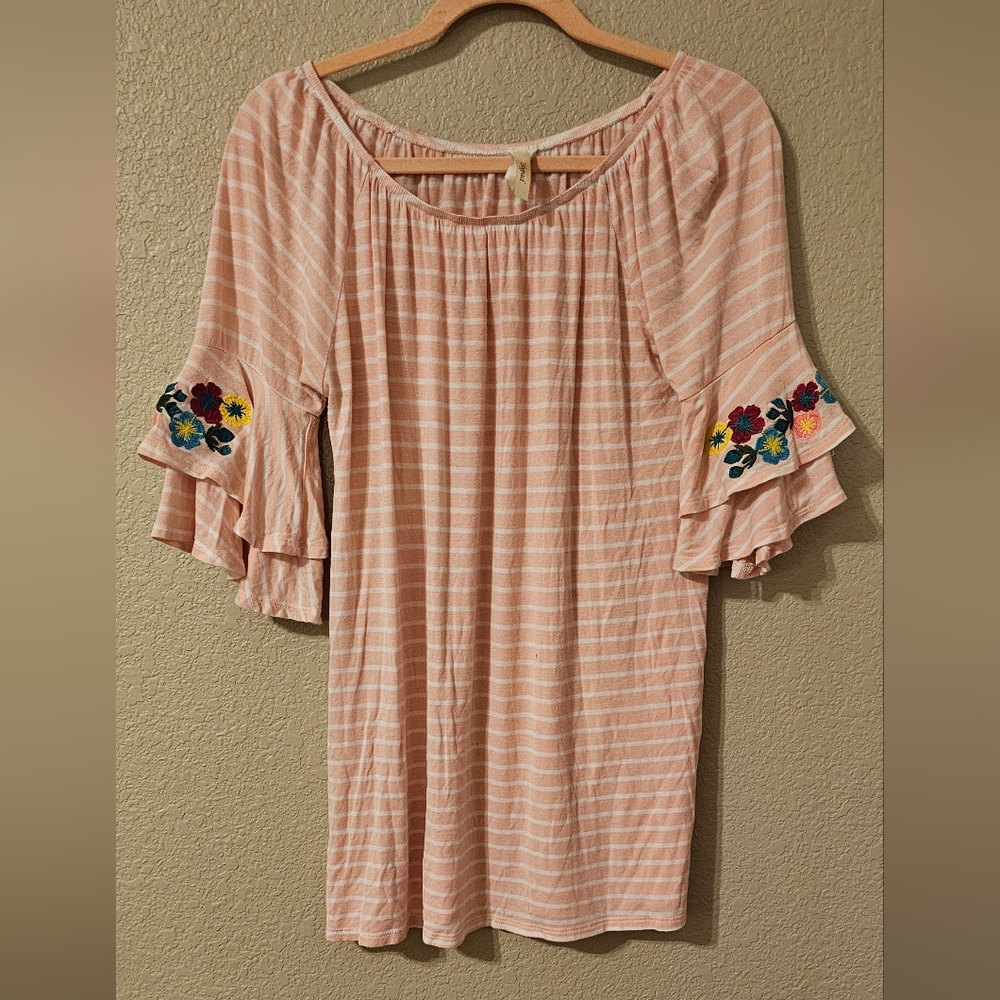 Lilypad Peach Top
